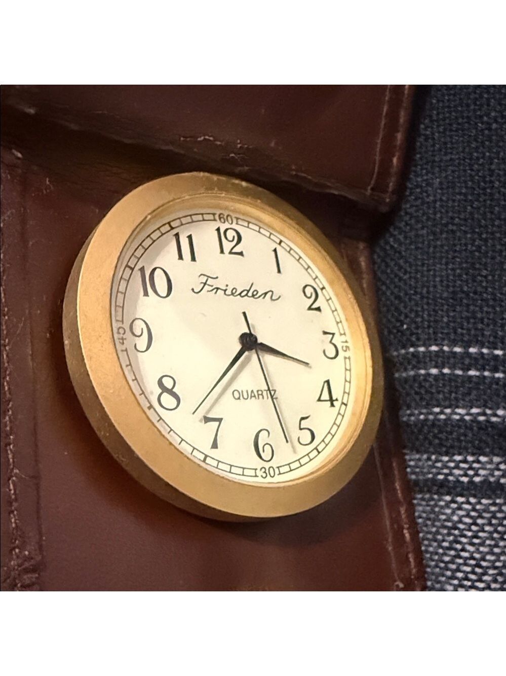 VTG Brown Leather Keychain with Gold Accents Pocket watch - Picture 5 of 8